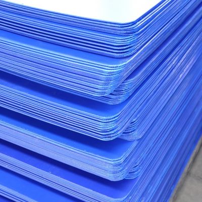 El cojín sellado PP reciclables de la capa de la botella de Corflute del borde acanaló plástico