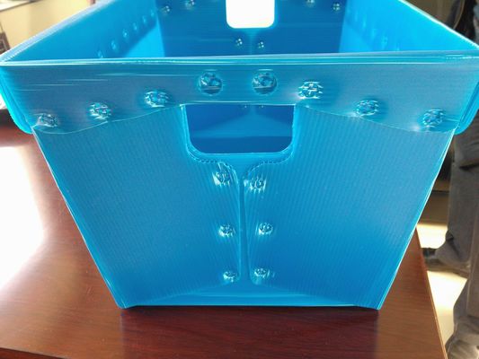 Plástico acanalado 4m m azul del totalizador del correo del polipropileno con la correa de acero