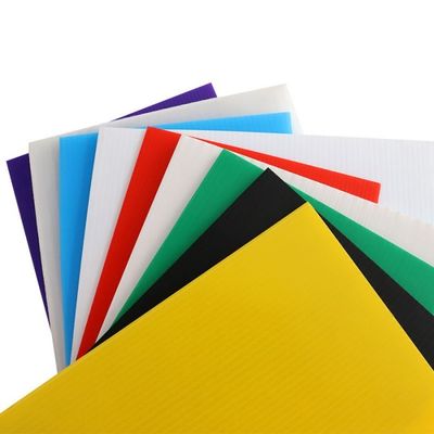 tablero blanco de Corflute del panel del proyecto de 3m m que impermeabiliza cubrir de Correx
