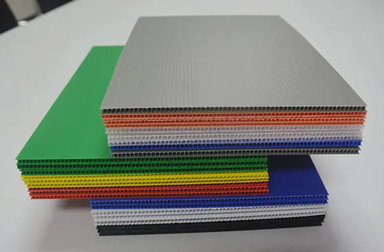 la hoja Correx de la protección de 3m m Corflute acanaló las hojas plásticas