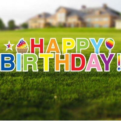 La tarjeta 4m m de la yarda de Corflute acanaló muestras plásticas de la yarda del cumpleaños